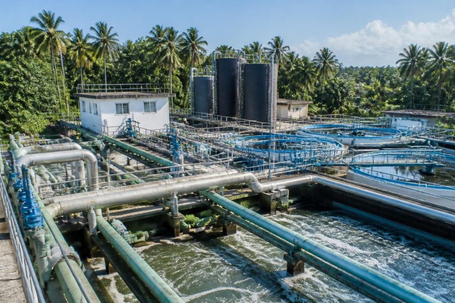 Water treatment plant in Kochi with filtration tanks and treatment pipelines